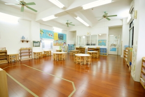 教室環境 - 教室(共六張圖，請點入)